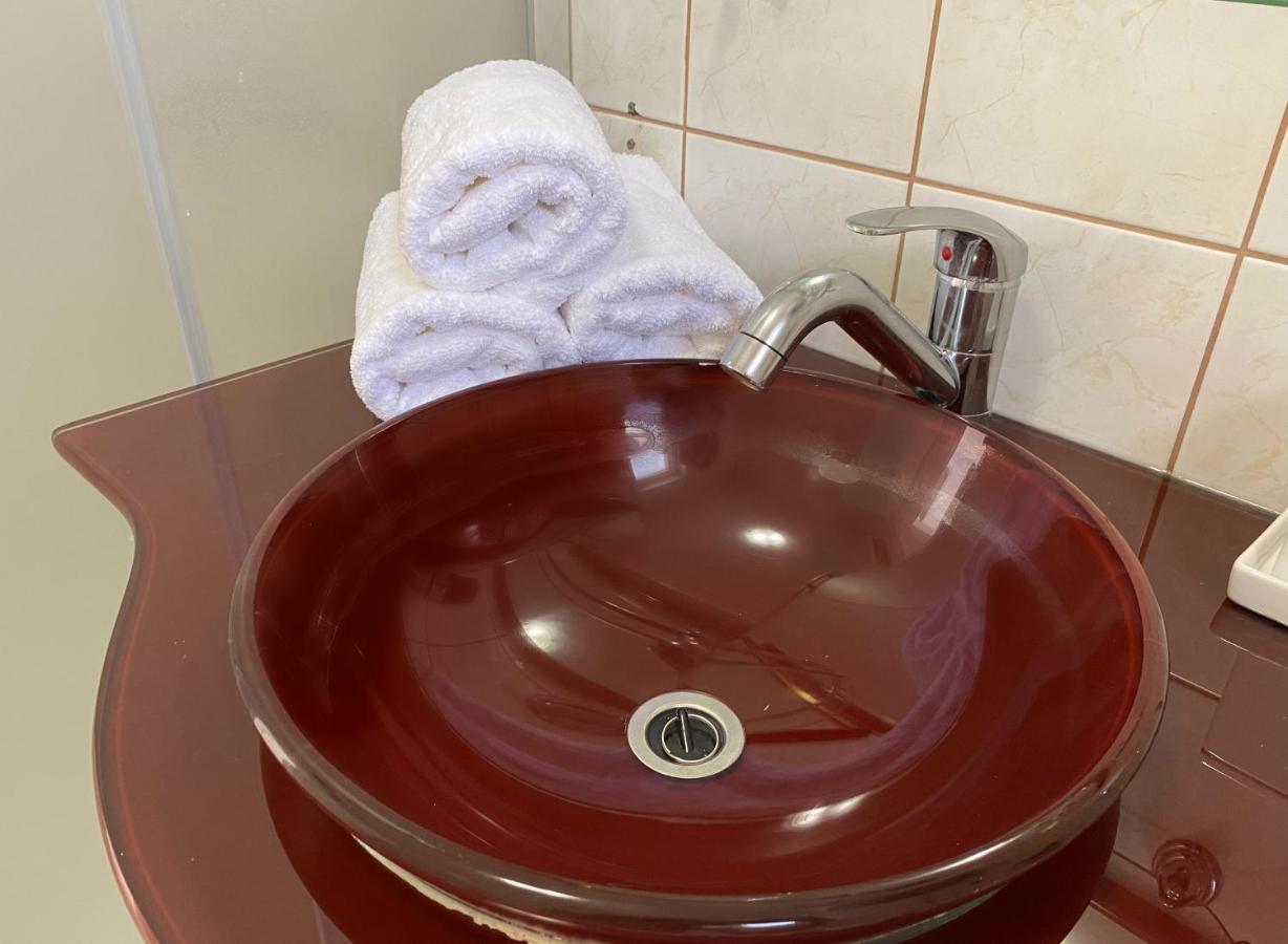 Charlene Lägenhet Karlobag Exteriör bild